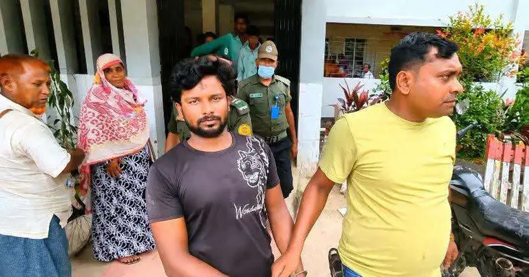 আটক স্বামী ফরহাদ